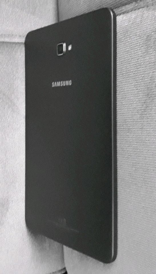 Samsung Tab A6/32 GB Wifi+sim in Mülheim (Ruhr)
