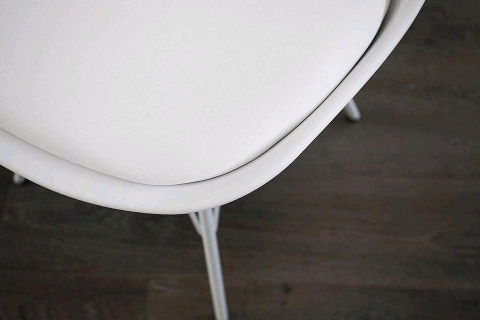 Stühle weiß 4x in Freigericht