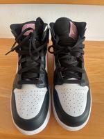 Air Jordan 1 Mid White light Arctic pink neuwertig. Gr. 39 Bayern - Barbing Vorschau