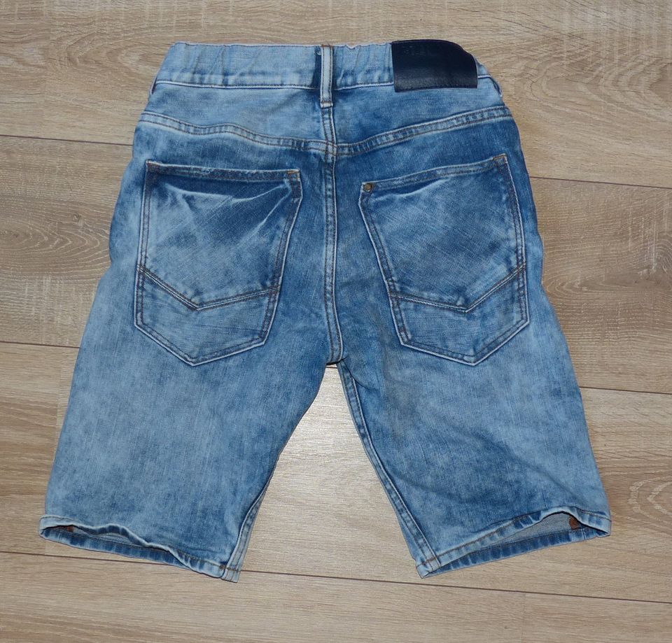 H&M Jeans Shorts Gr. 146 Jungen Top in Wandlitz