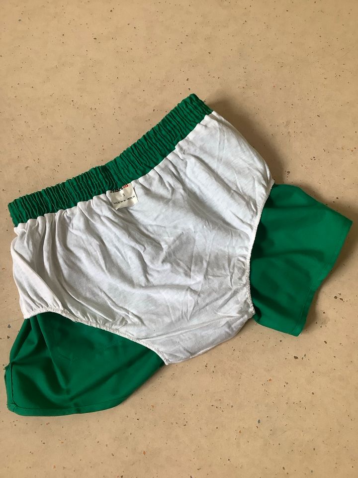 »HBK«80er Jahre Vintage Shorts#Sprinter Hose -Gr: 5 (S/M)- Unisex in Hunderdorf