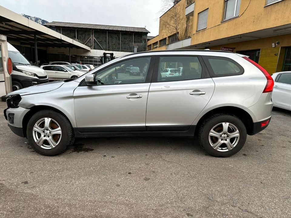 Volvo XC 60 XC60 Kinetic Drive in Deining