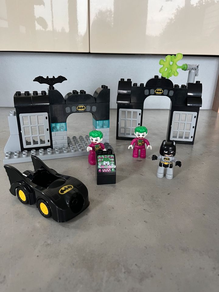 Lego Duplo Bathöhle Batman Set + weiteres Zubehör in Waging am See