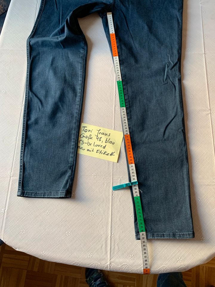 Toni Jeans Größe 48 blau neu mit Etikett in Weimar (Lahn)