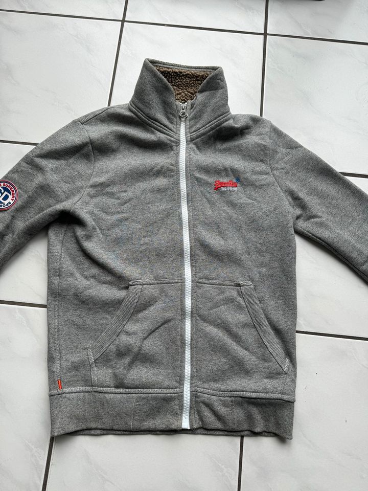 Superdry sweat Jacke grau Größe M in Kamen