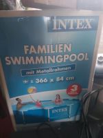 Pool mit Leiter, Pumpe und Zubehör Niedersachsen - Gehrden Vorschau