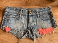 Lip Service Jeans Shorts Hot Pant 90s Y2K Baden-Württemberg - Freiburg im Breisgau Vorschau