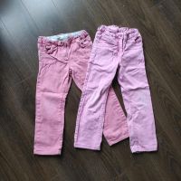 2 Jeans Gr 110 rosa pink Mädchen super Zustand Nordrhein-Westfalen - Erkrath Vorschau