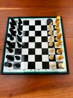 Schach Spiel magnetisch klappbar Leipzig - Leipzig, Zentrum-Nord Vorschau