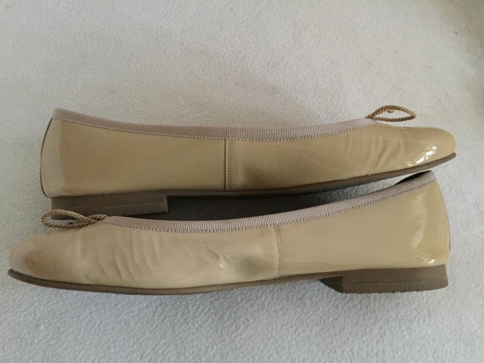 Ballerinas Pretty Ballerina 41  beige Lackleder neuwertig in München