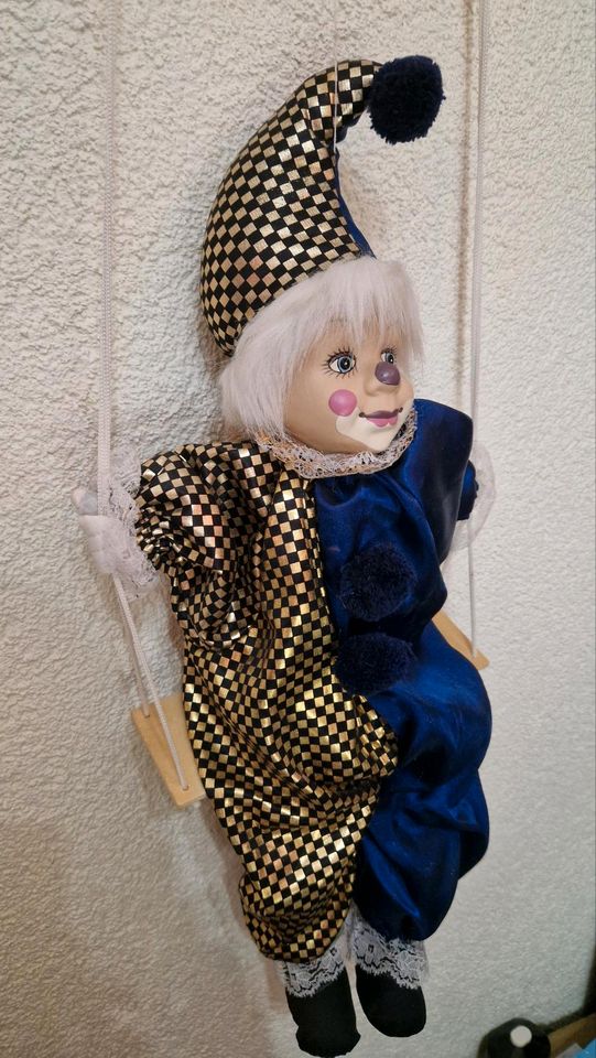 Puppe Schaukel Clown Hänge Deko Zwerg Kasper in Wimmelburg