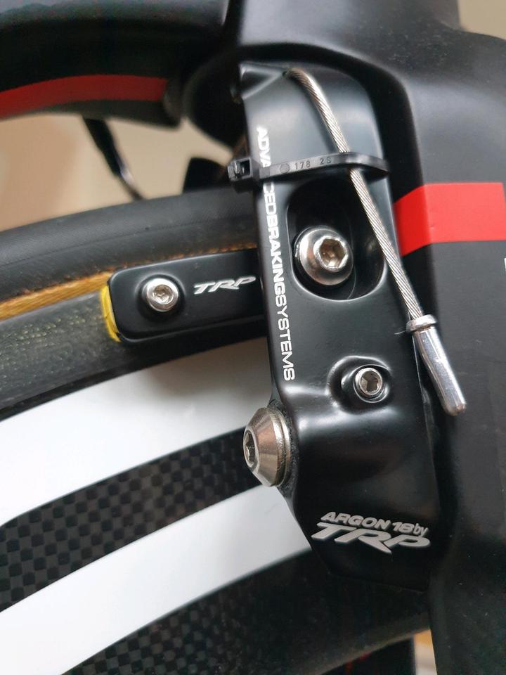 Reduziert! Zeitrad Rennsportrad CARBON Argon18 Campagnolo in Hamburg