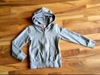 OVS Sweatjacke mit Strasssteinenapplikation Gr.122 neuwertig Nordrhein-Westfalen - Augustdorf Vorschau