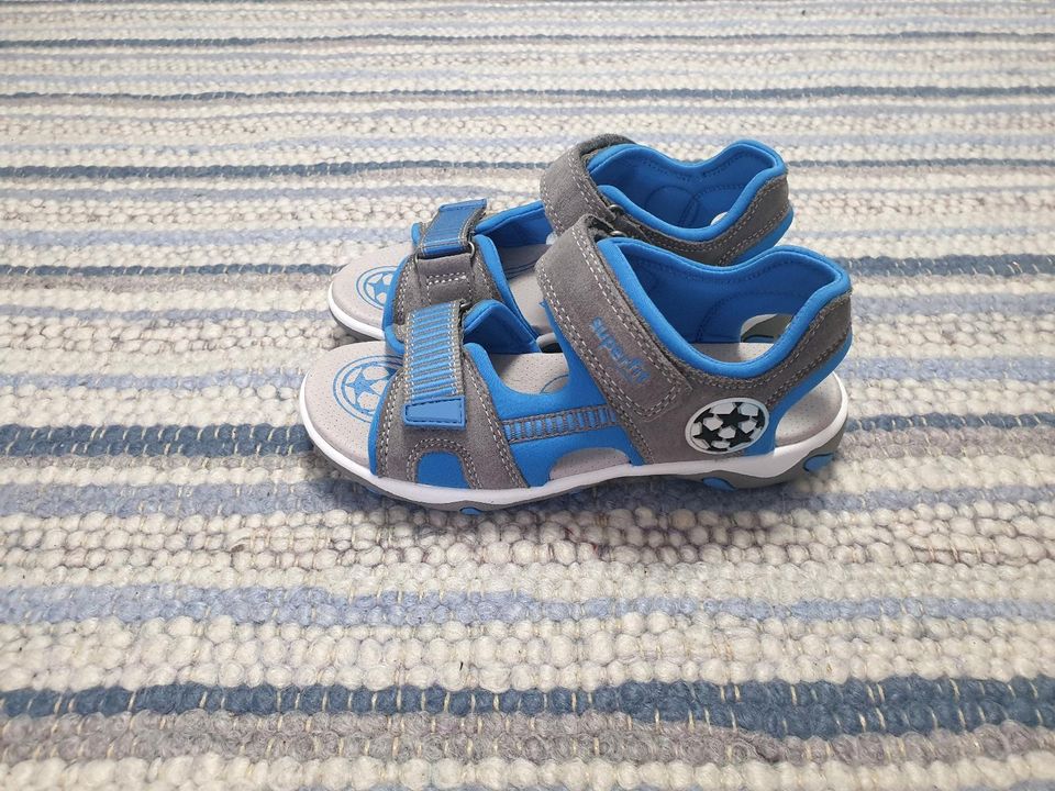 NEU Superfit Gr.32 Sandalen Junge Leder Fußball in Schwäbisch Gmünd