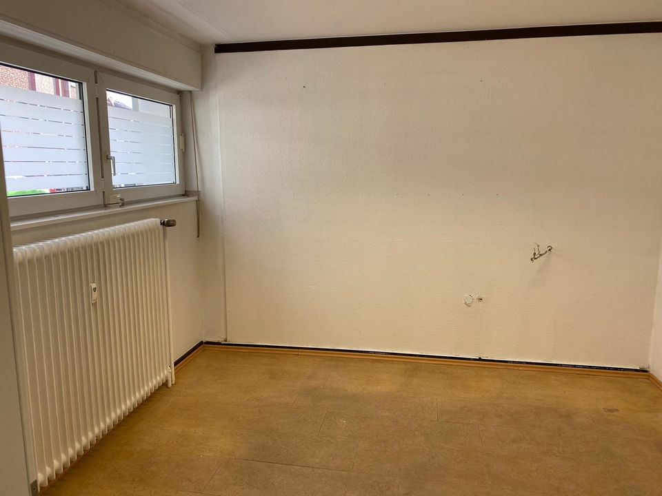 Praxis-/Büroräume auf ca. 110 m² mit separatem Eingang zu vermieten in Oberhausen