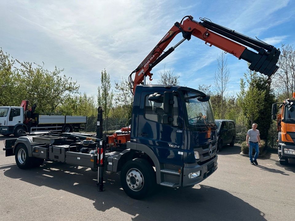 Mercedes-Benz Atego 1624 4x2 Abrollkipper 16m FUNK Container in Weißenfels