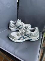 Asics Gel Blackhawk Lauf Schuhe 40,5 Running Gym 9060 Köln - Zollstock Vorschau