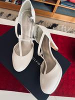 Pumps / Riemchen von Marco Tozzi/ Weiss gr.40, wNeu Niedersachsen - Steinfeld Vorschau