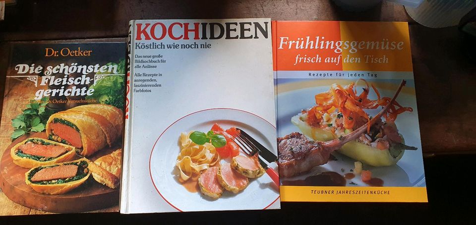 Kochbuch Schönste Fleischgerichte Kochideen Frühlingsgemüse in Mannweiler-Cölln