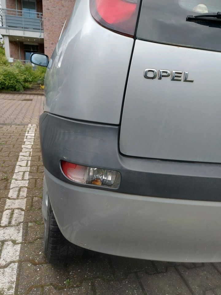 Opel corsa 1.0 in Mönchengladbach