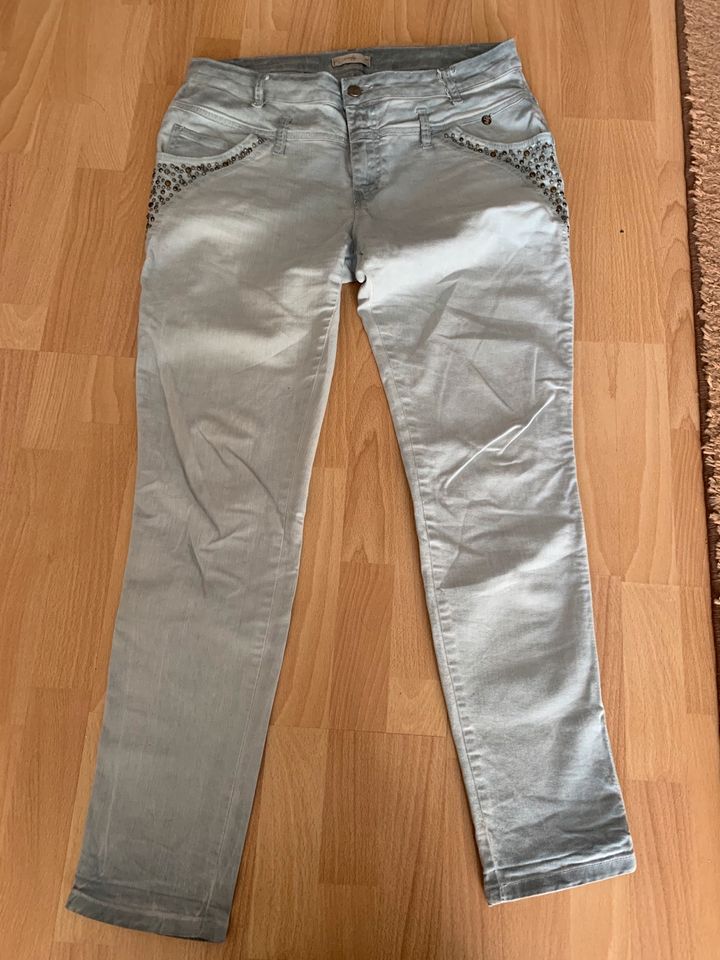 Tredy Jeans Gr. 44 in Fredersdorf-Vogelsdorf