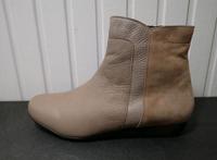 Vitaform Stiefeletten Gr. 42 Weite H Nordrhein-Westfalen - Mülheim (Ruhr) Vorschau