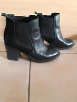 Schwarze Stiefeletten Buffalo 39 Nordrhein-Westfalen - Pulheim Vorschau