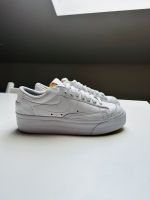 Nike Sneakers 36 Nordrhein-Westfalen - Delbrück Vorschau