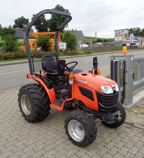 Kleintraktor Traktor Kubota B1-181 B1181 18,0PS AS-Breitreifen in Schwarzenberg (Erzgebirge)