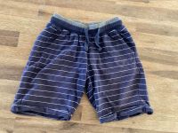 Shorts Sweatshorts Pepperts Gr. 122/128 gestreift Bayern - Fürstenfeldbruck Vorschau