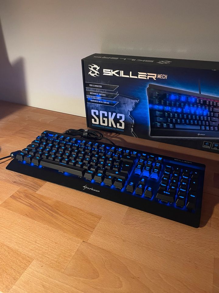 Gaming Tastatur (Sharkoon SGK3) in Bielefeld