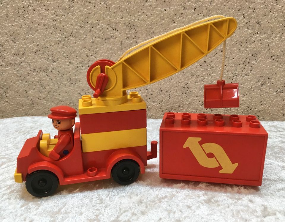 LEGO Duplo verschiedene Fahrzeuge Einzelteile in Westerrönfeld