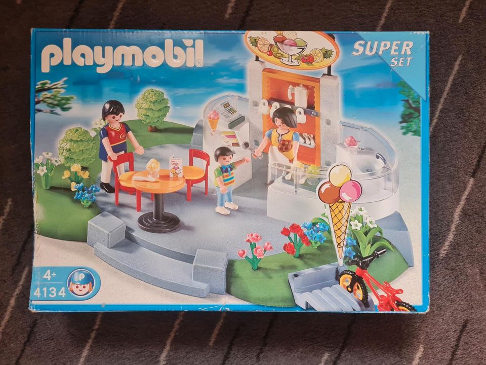 Playmobil Superset Eissalon in Wetzlar