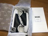 Moschino Leder Sneaker schwarz Gr.39 Neu Nordrhein-Westfalen - Schmallenberg Vorschau