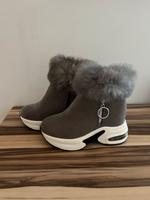 Damenschuhe grau mit Kunstpelz Gr. 37 Nordrhein-Westfalen - Menden Vorschau