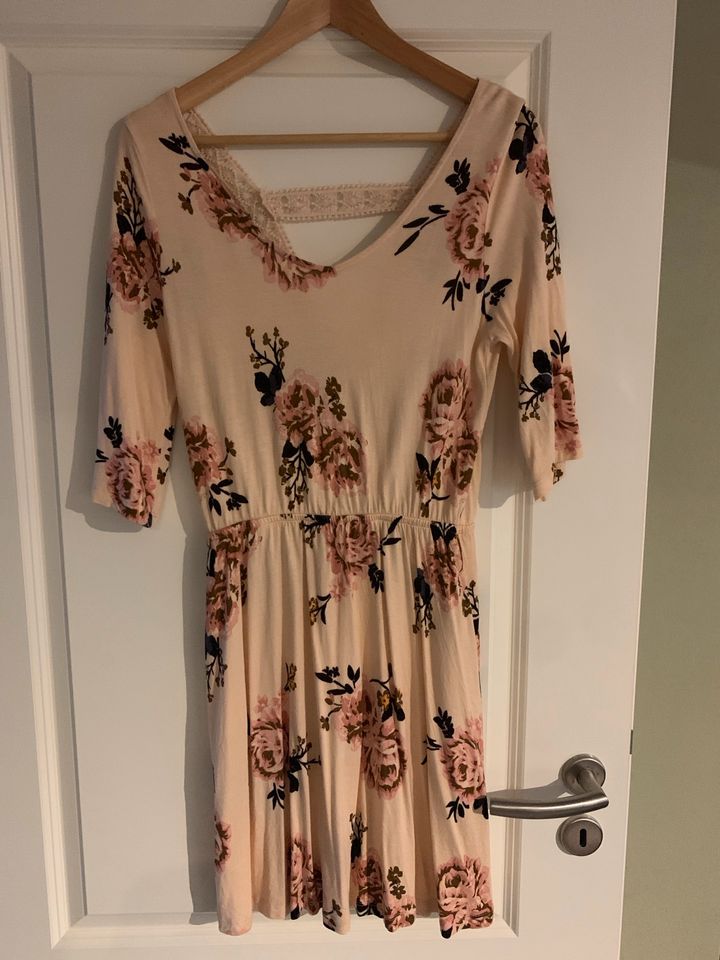 Kleid S. Oliver Größe 38 - NEU in Winsen (Luhe)