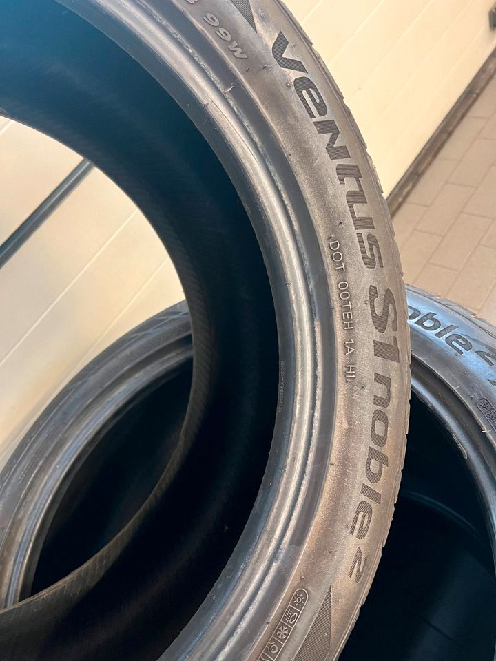 Hankook Ventus S1noble² 255/45/ZR18 99W Reifen in Melle