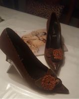 Prada Pumps Gr.37 Vintage braun aufwändige Verarbeitung Baden-Württemberg - Freiburg im Breisgau Vorschau