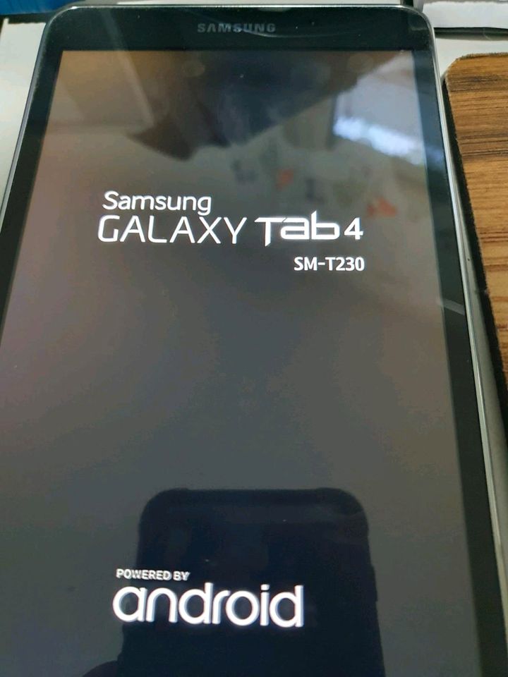 Samsung Galaxy Tab 4 SM-T230 in Ismaning