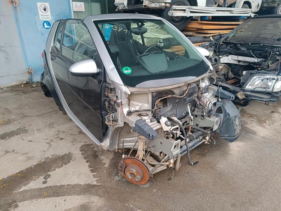 Smart 451 Cabrio Panele Kotflügel Türe  Sitz Achse Lenkung in Oberboihingen