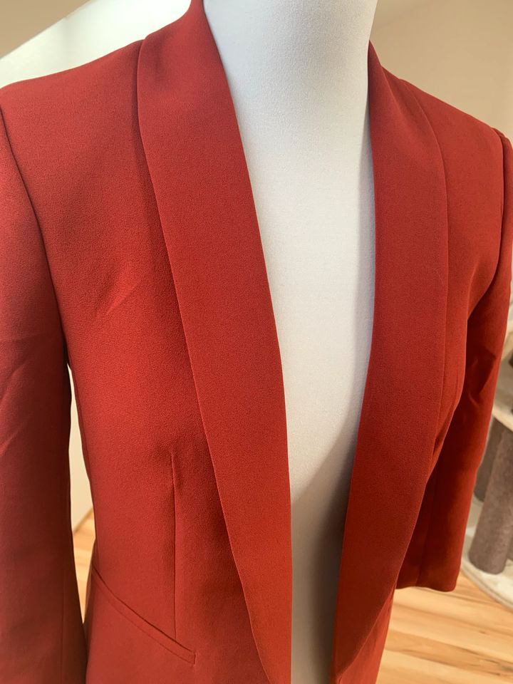 H&M Blazer Gr. 38 Rot in St. Ingbert