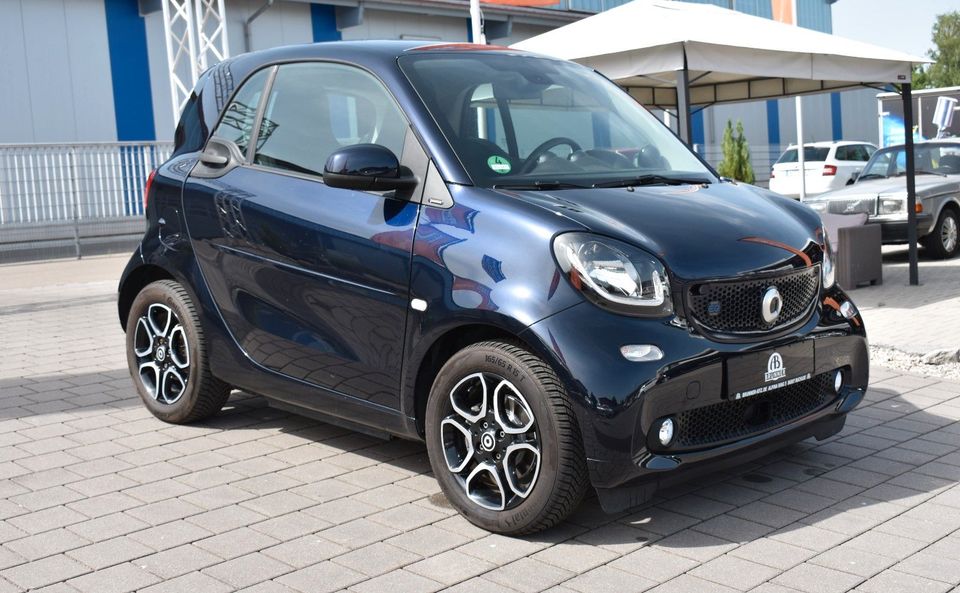 Smart ForTwo fortwo coupe electric drive / EQ in Buchloe