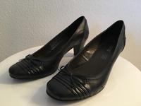 Pumps mit Schleife Bayern - Gersthofen Vorschau