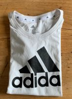 Weißes Adidas T-Shirt Mädchen Gr. 152 Düsseldorf - Oberkassel Vorschau