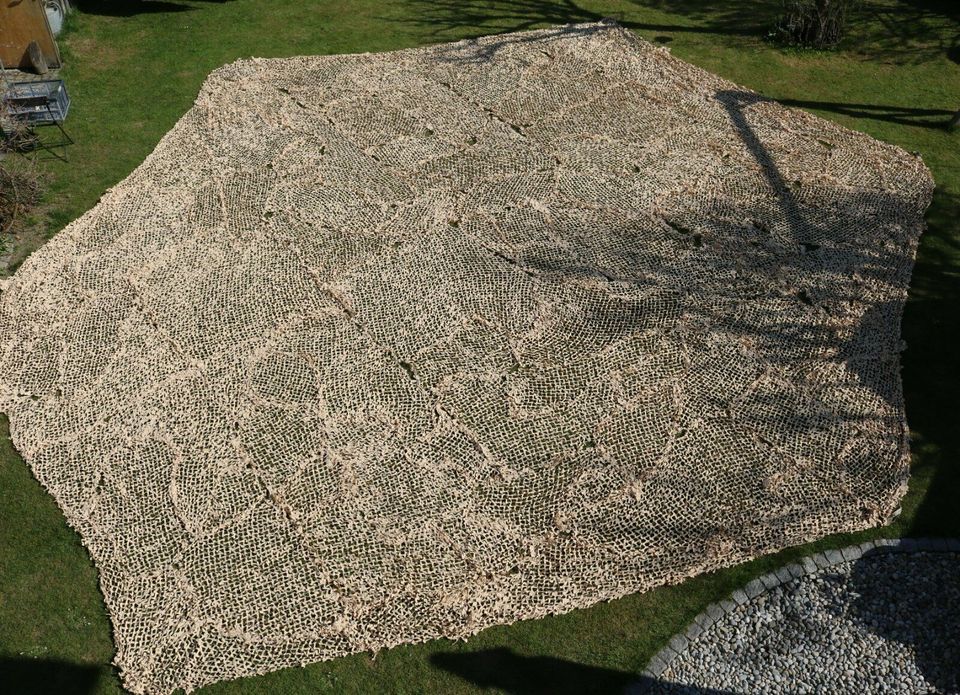 Tarnnetz US Army Desert 62m² Sechseck Hexagonal neuwertig unbenut in Taufkirchen Vils
