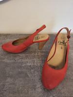 Tamaris Pumps rot Gr. 38 Nordrhein-Westfalen - Bergheim Vorschau