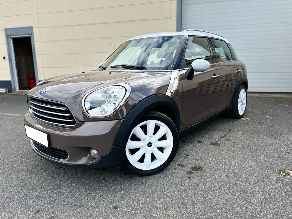 Mini Cooper D Countryman, Xenon, Panorama, TÜV NEU in Elsdorf