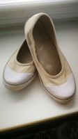 Ballerinas, beige/weiß, Gr. 40 Leipzig - Knautkleeberg-Knauthain Vorschau