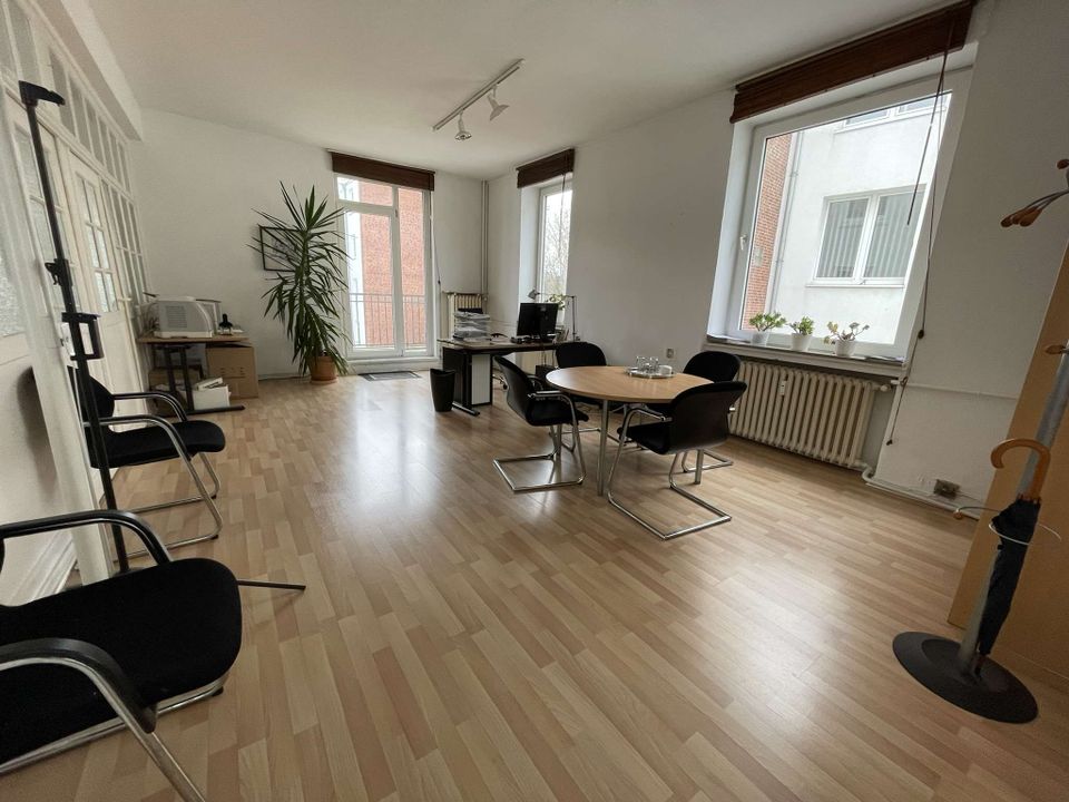 Kleines Büro im ALTBREMER KONTORHAUS! Innenstadtlage, nähe Schlachte! Ideal für Existenzgründer! in Bremen