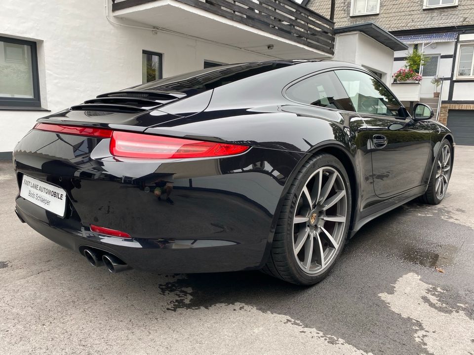 Porsche 911 991 Carrera 4S Coupé PZ gepflegt/ KlpAuspuff/ schön in Herdecke